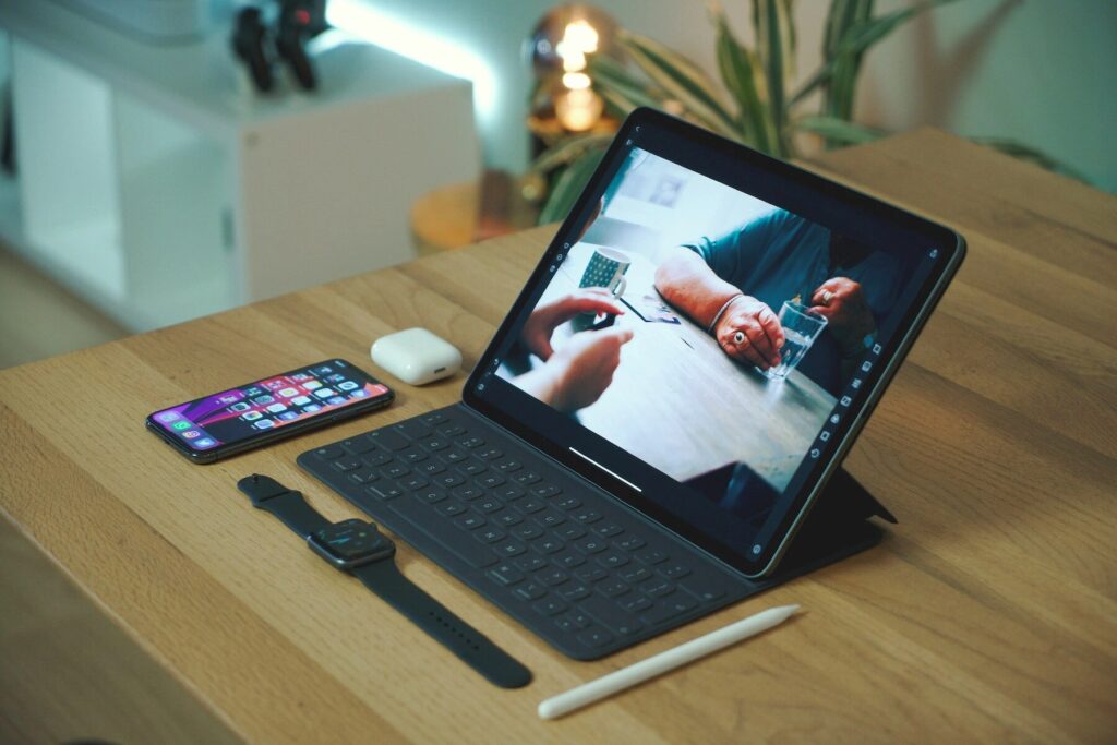 Inside the Apple Ecosystem: Seamless Connectivity and Integration